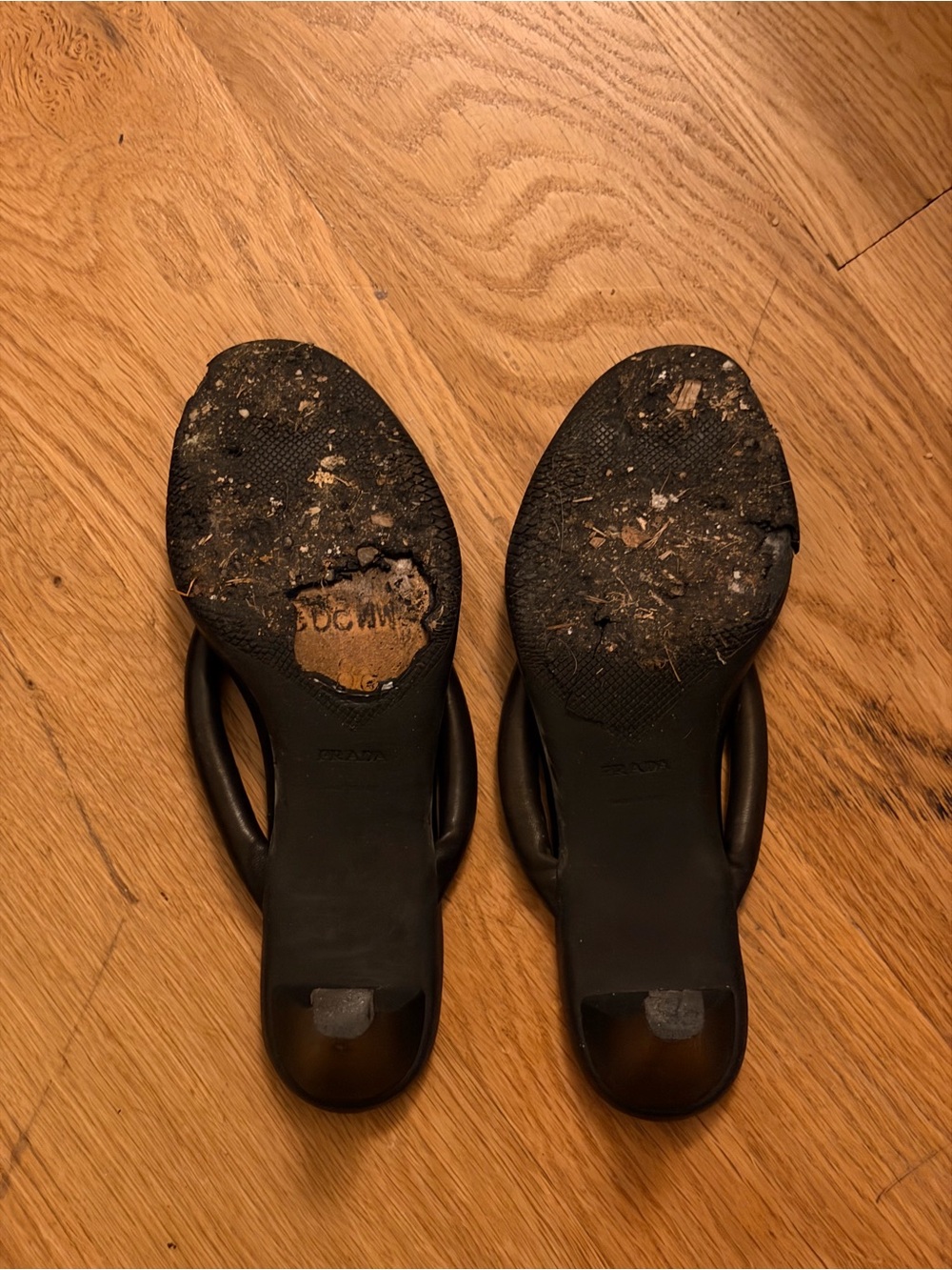 Vintage Prada heeled flip flop - Picture 3 of 3